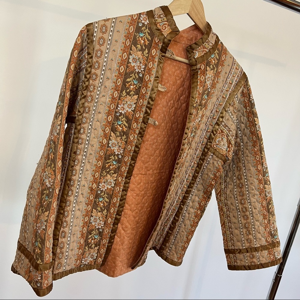 Quilted Jacket - Picture 2 of 3